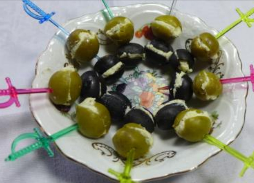 CHEESE OLIVES