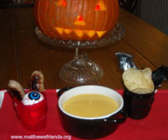 SOUP ‘n’ SAUSAGES GREAT FOR HALLOWEEN / BONFIRE NIGHT