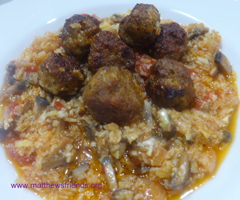 SPICED MEATBALLS & CAULIFLOWER RICE