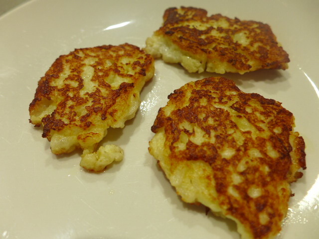 CAULIFLOWER FRITTERS