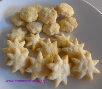 CHEESE BISCUITS – NUT FREE